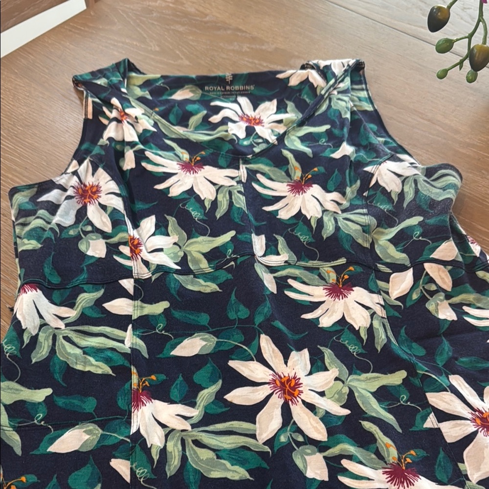 Women's Royal Robbins Standard Fit Dress XL Floral Navy Green and White Pocket